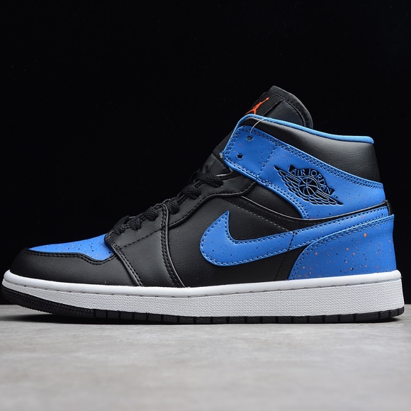 mid top basketball shoes